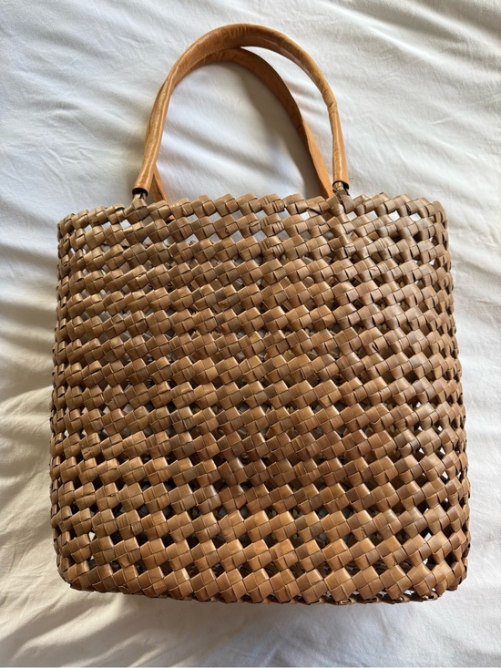 Handbags - Woven Tote Bag in Light Brown